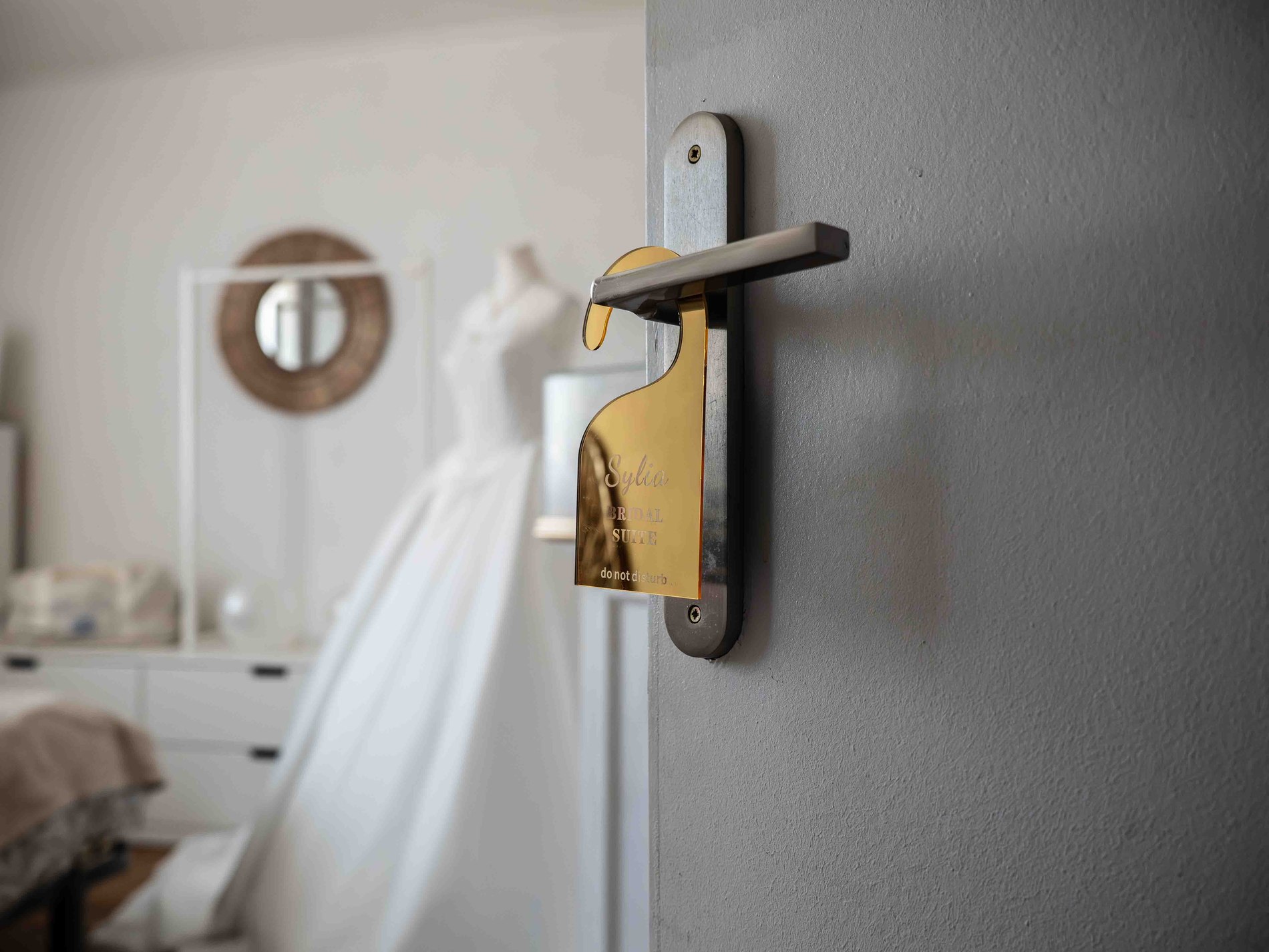 Pancarte dorée personnalisée de la suite nuptiale